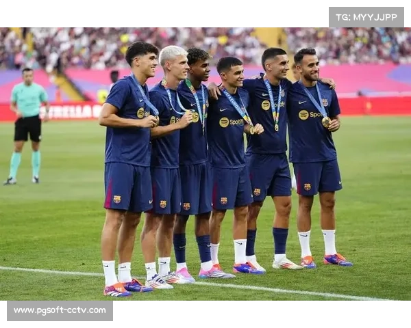 巴萨男足资金紧张女足主力被迫出售西媒批俱乐部资源严重失衡