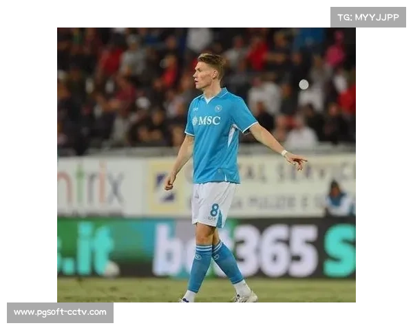 埃克伦坎普任意球折射入网，乌迪内斯打破僵局